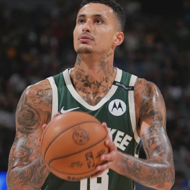 美媒提議湖人三隊交易，迎回庫茲馬，輔佐老詹和盧卡